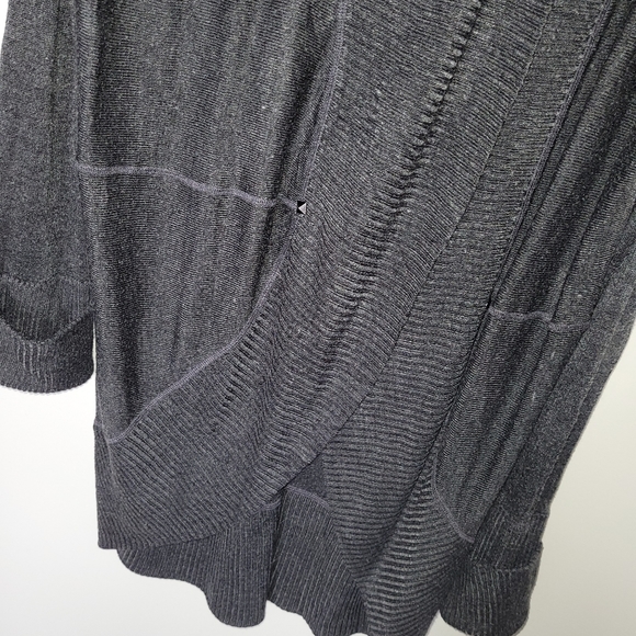 Grey scoop hem cardigan - Picture 2 of 3